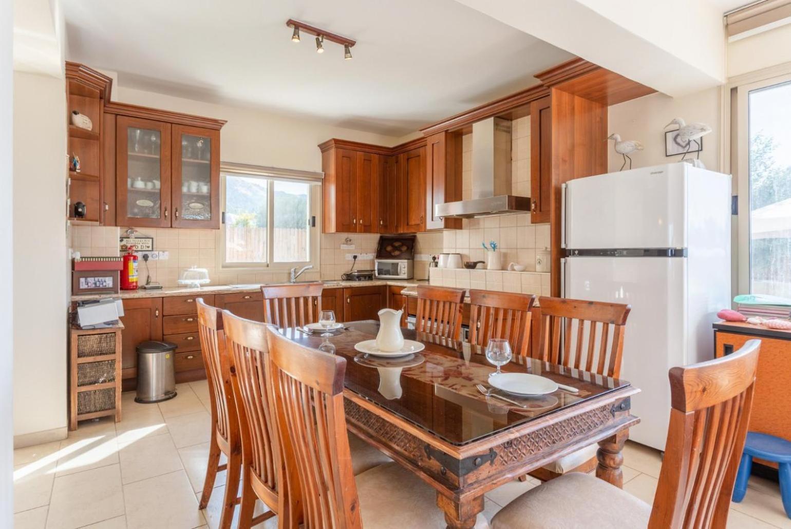 Villa Seashore One Пафос Екстериор снимка