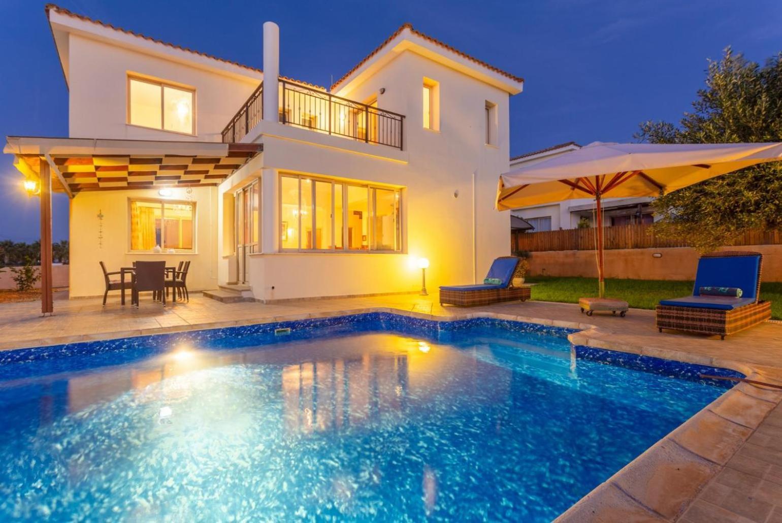 Villa Seashore One Пафос Екстериор снимка