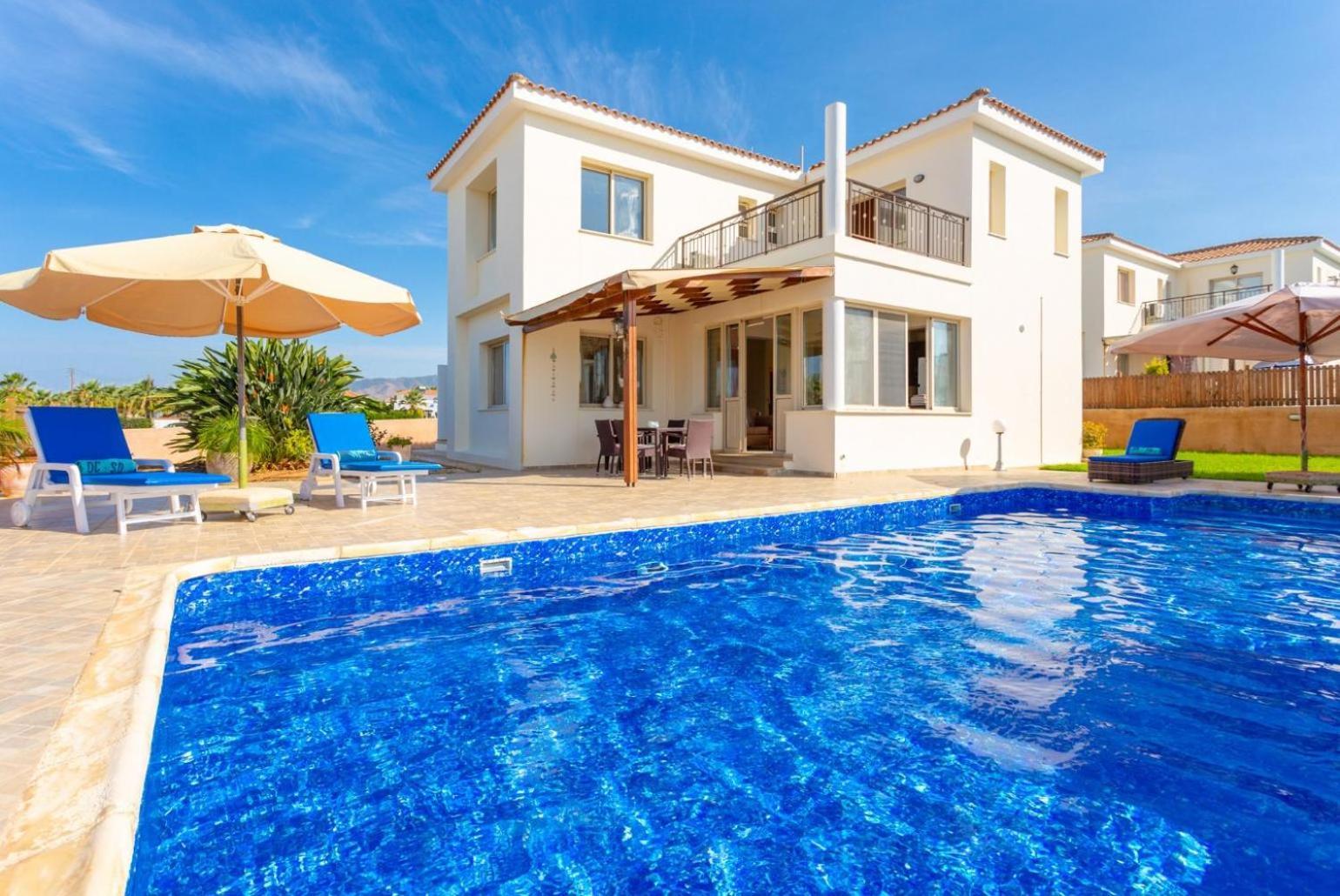 Villa Seashore One Пафос Екстериор снимка